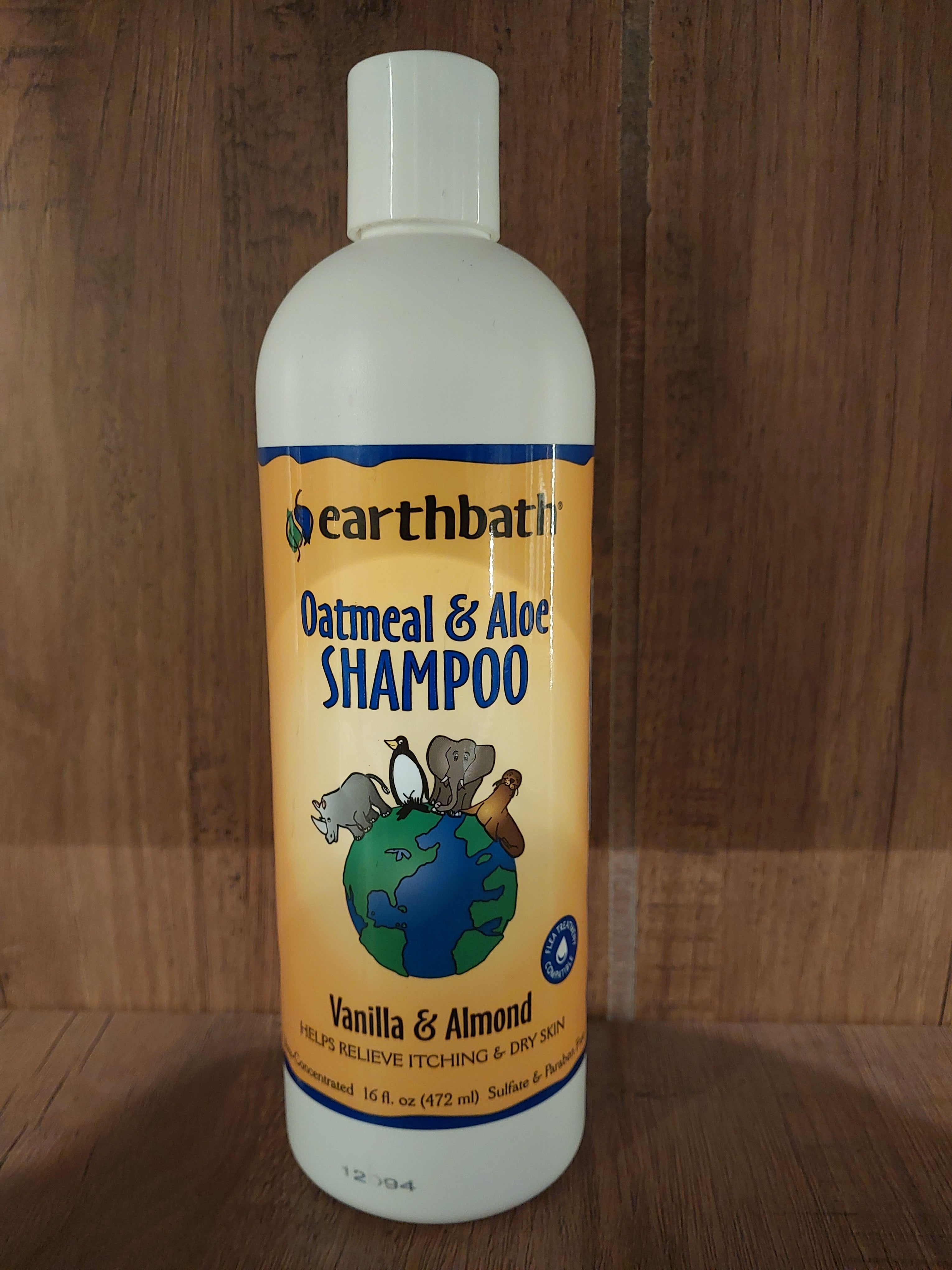 Earthbath Oatmeal & Aloe Shampoo - Vanilla & Almond 472ml