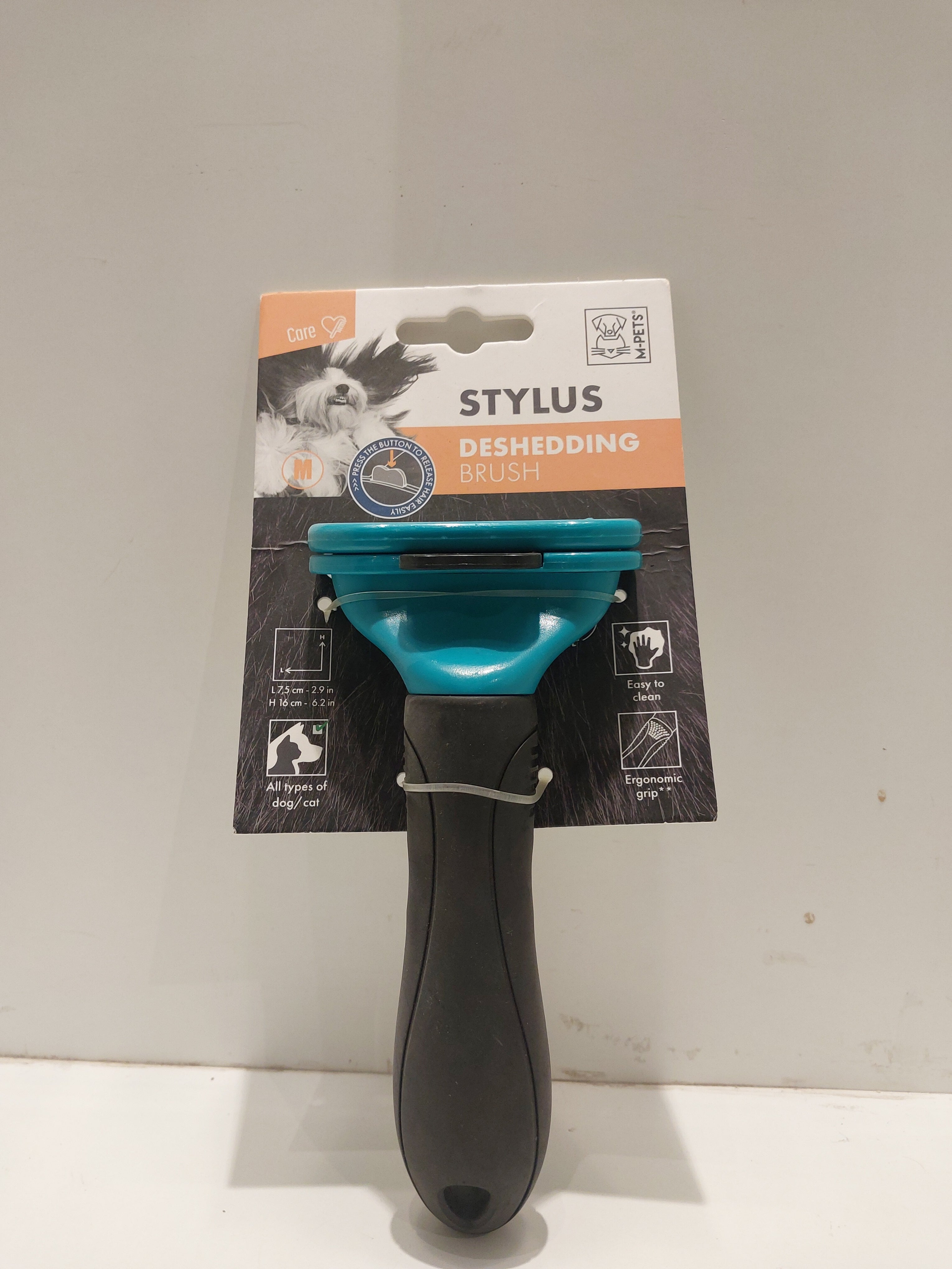 M-Pets Stylus deshedding brush